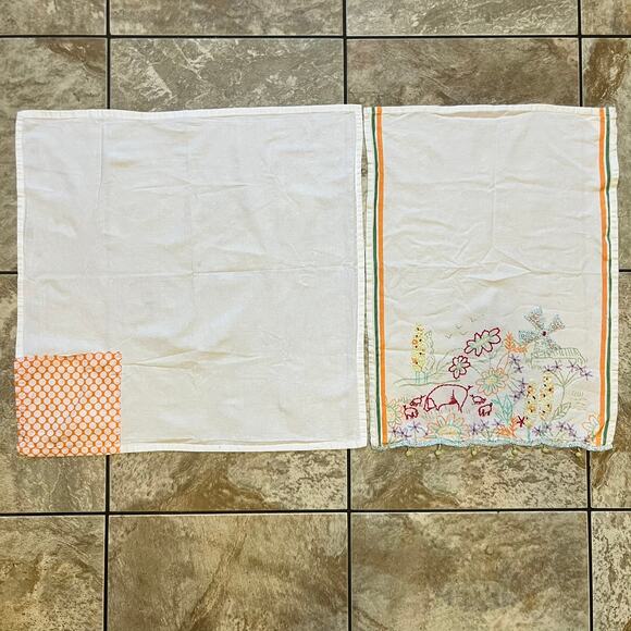 Cotton Dish Towels Pair Embroidered Farm Scene Patchwork Polka Dot Trimmed - Picture 1 of 8